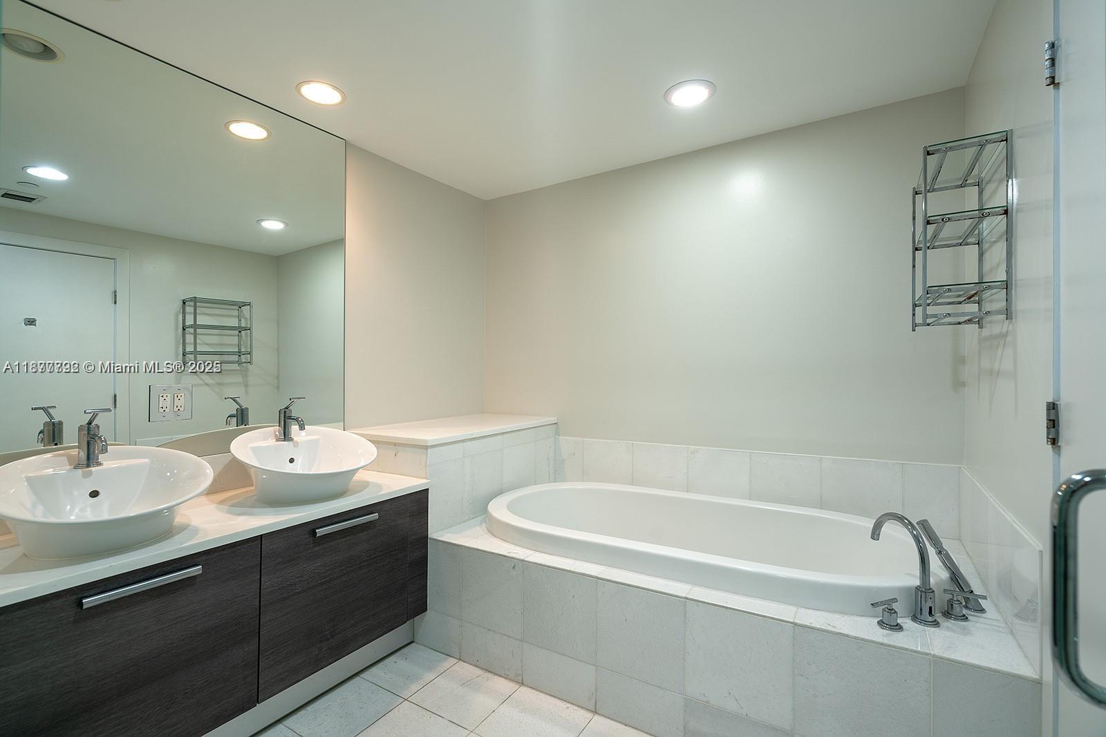 image Artech Residences At Aven30