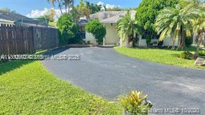 5722 NW 101st Ct Doral, FL 33178