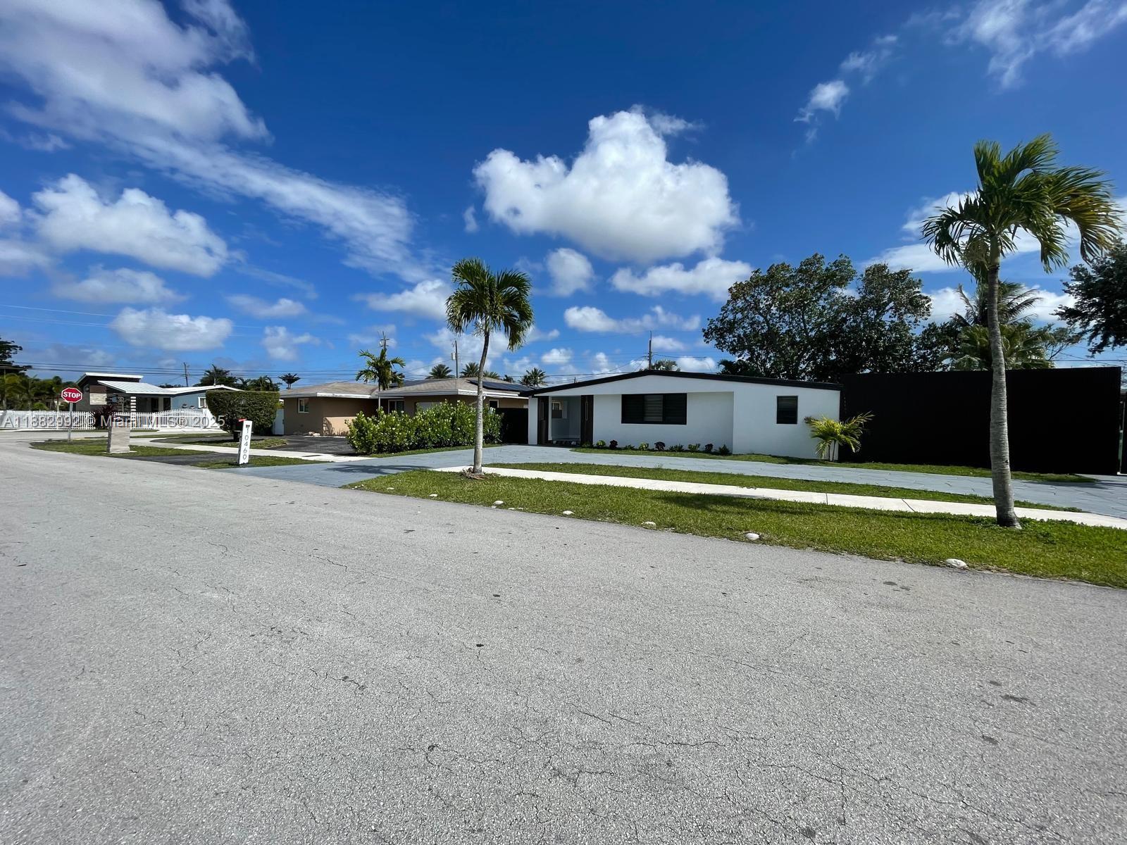 10460 SW 26th Ter #NA