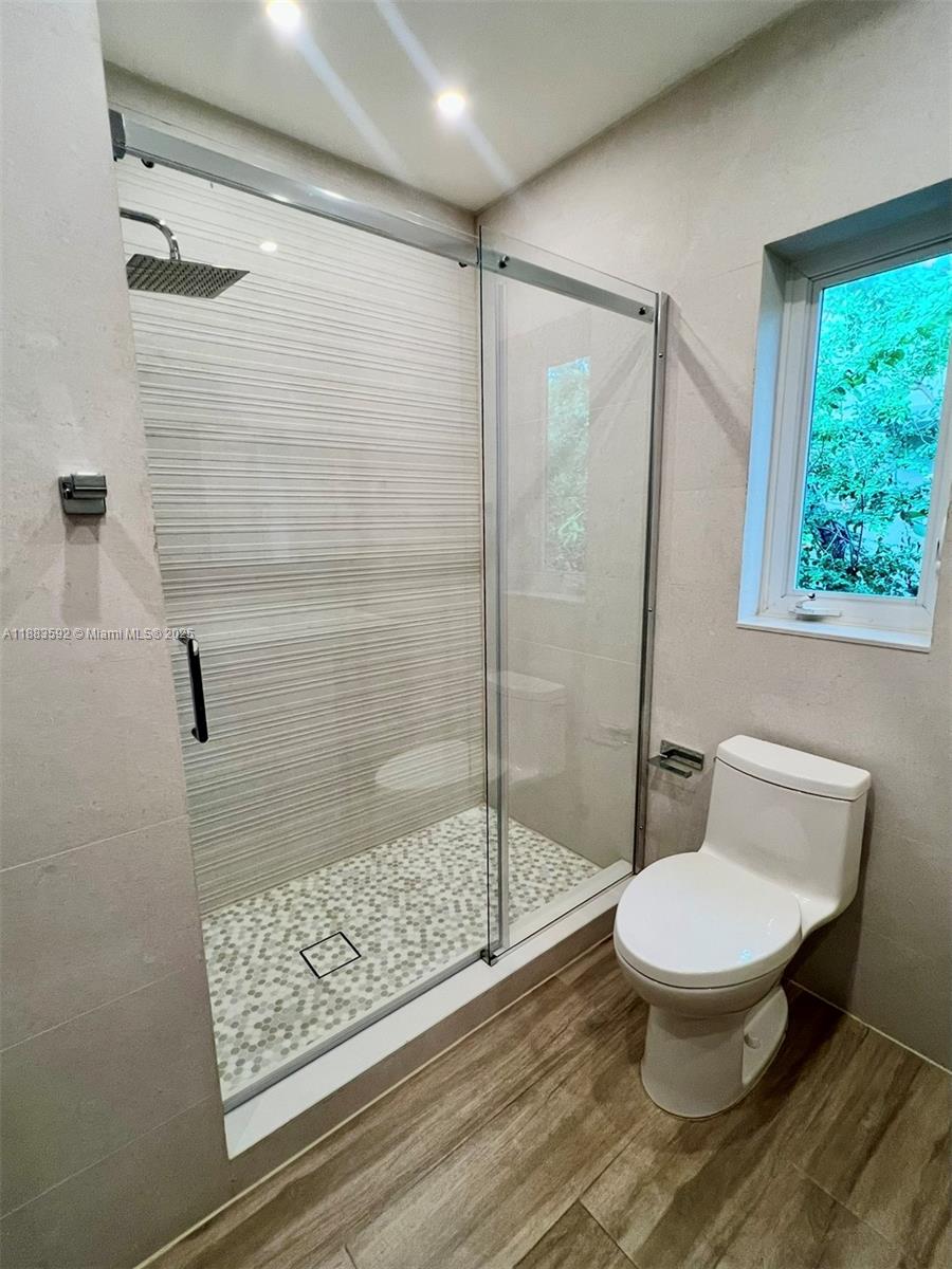 1154 Biarritz Dr Miami Beach, FL 33141