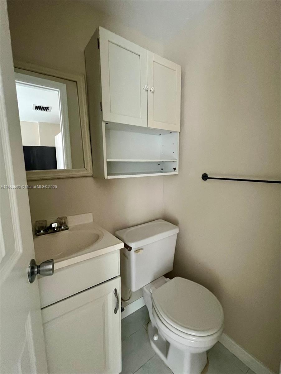 1154 Biarritz Dr Miami Beach, FL 33141