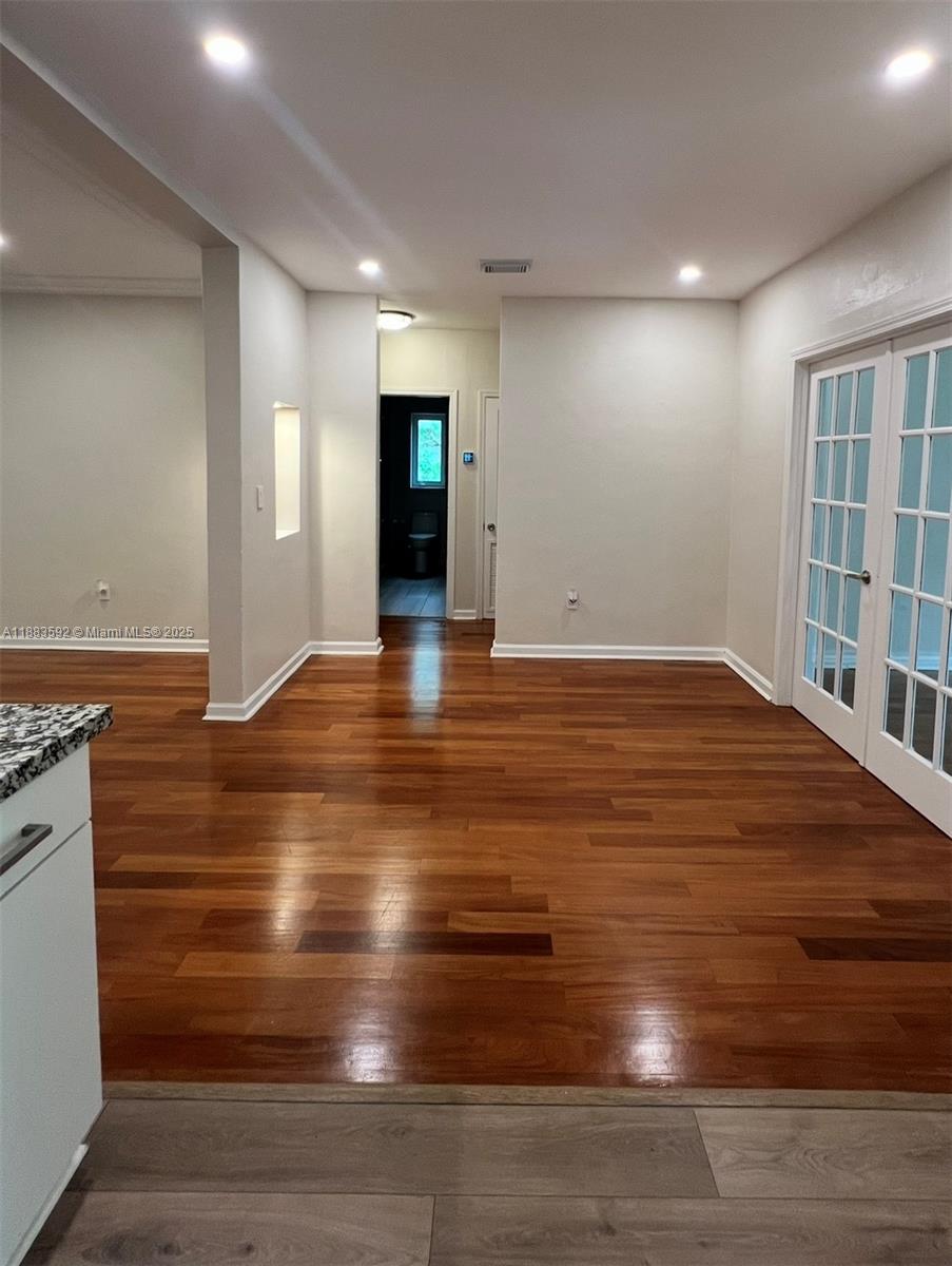 1154 Biarritz Dr Miami Beach, FL 33141