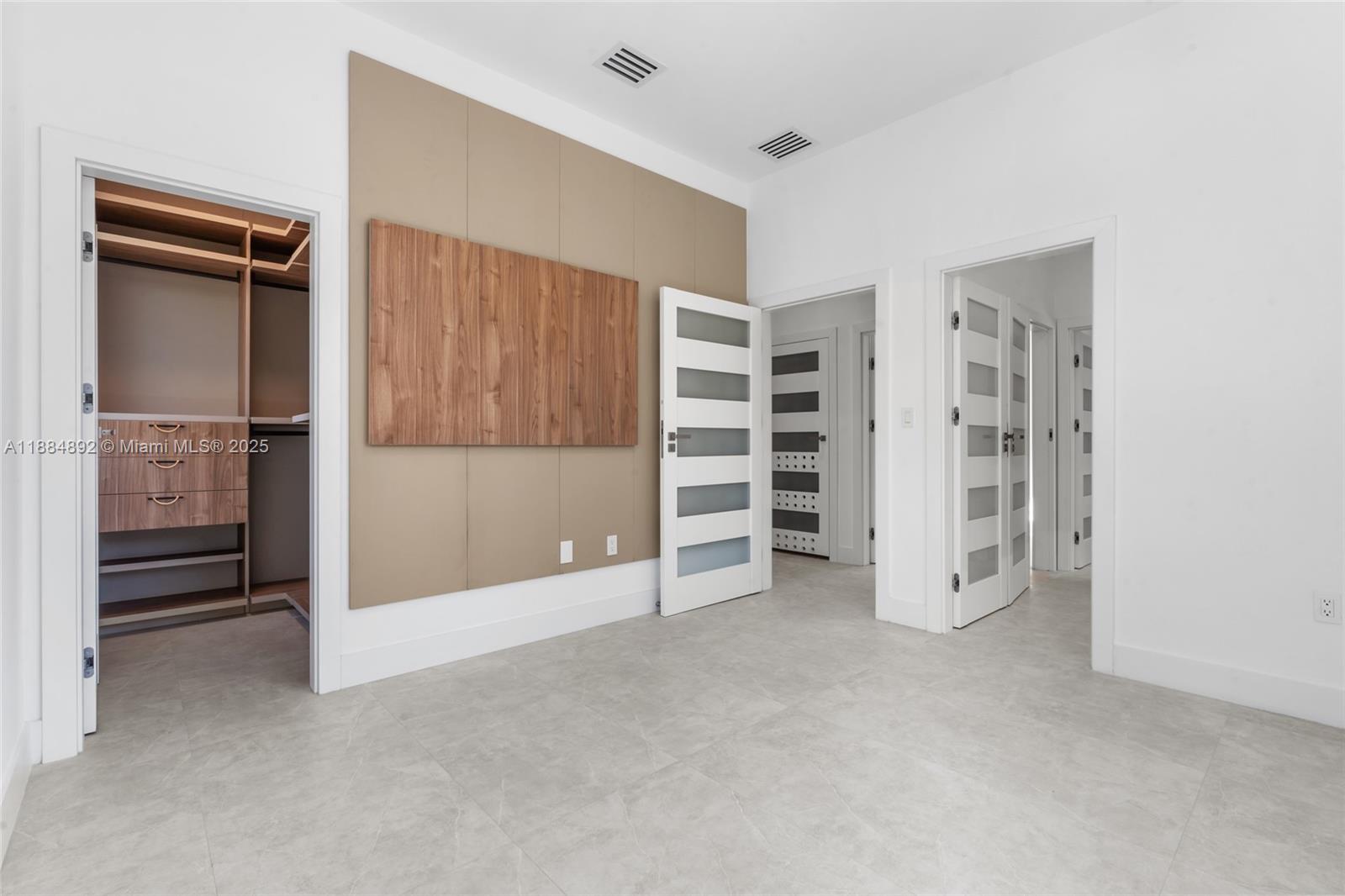 2523 Red Rd Coral Gables, FL 33134