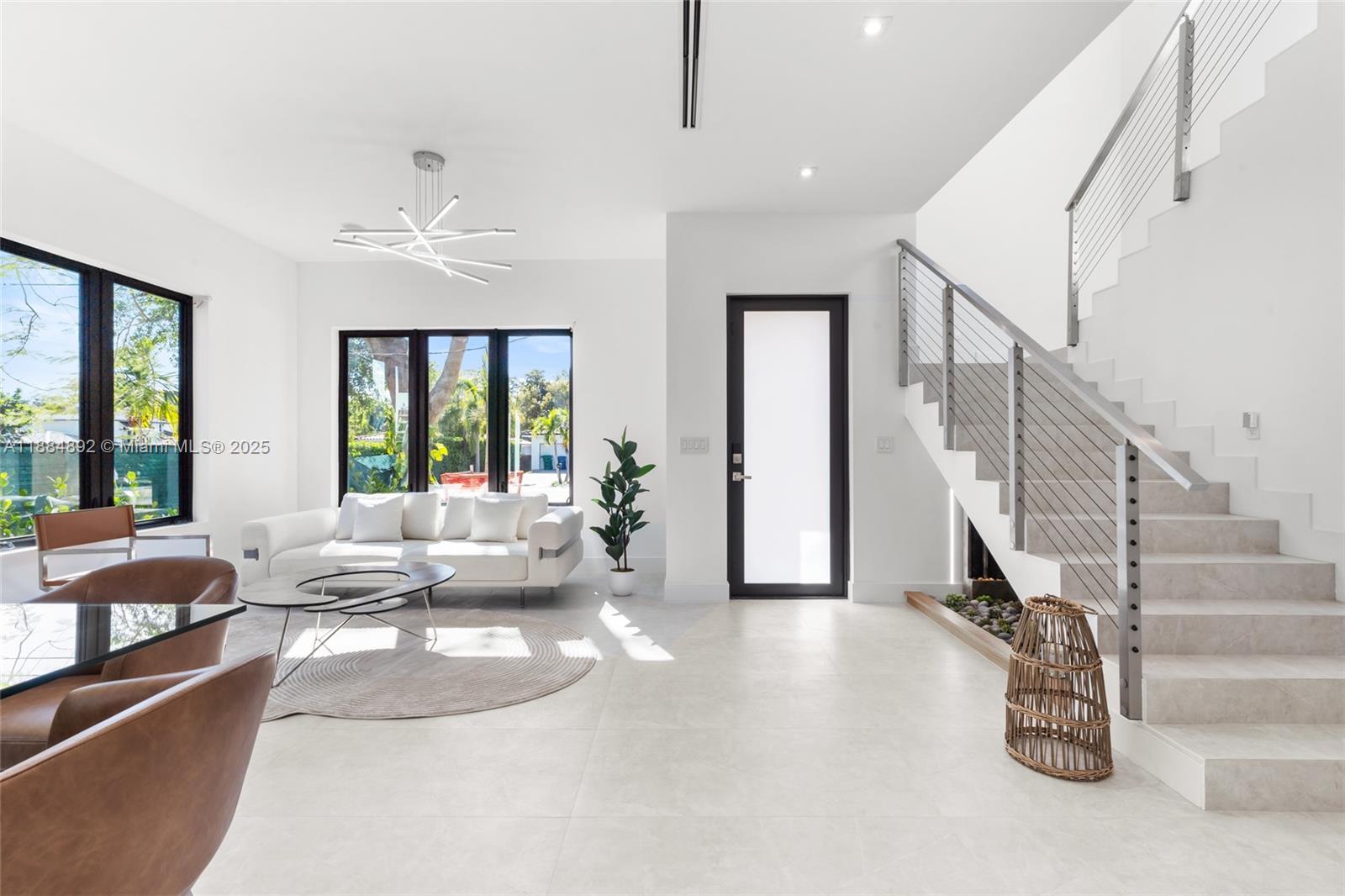 2523 Red Rd Coral Gables, FL 33134