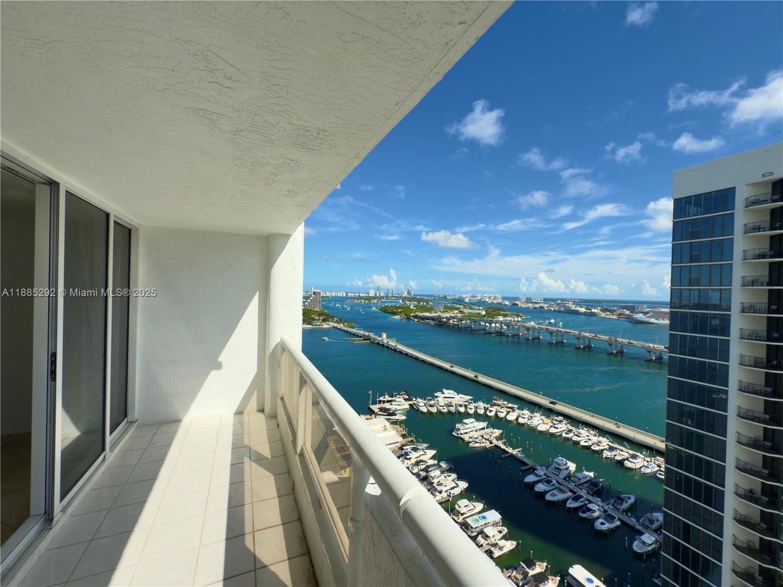 1717 N Bayshore Dr #A-3046