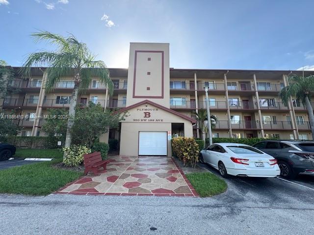 950 SW 138th Ave #314B