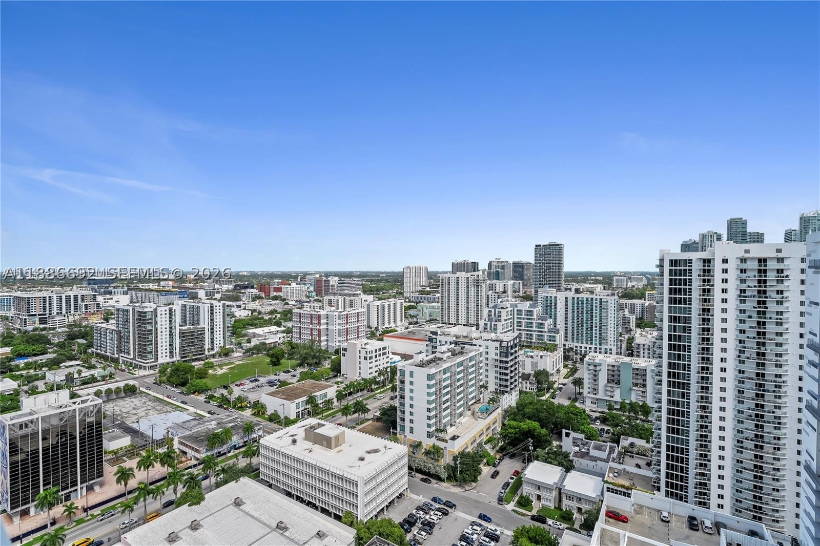 image Paramount Bay32