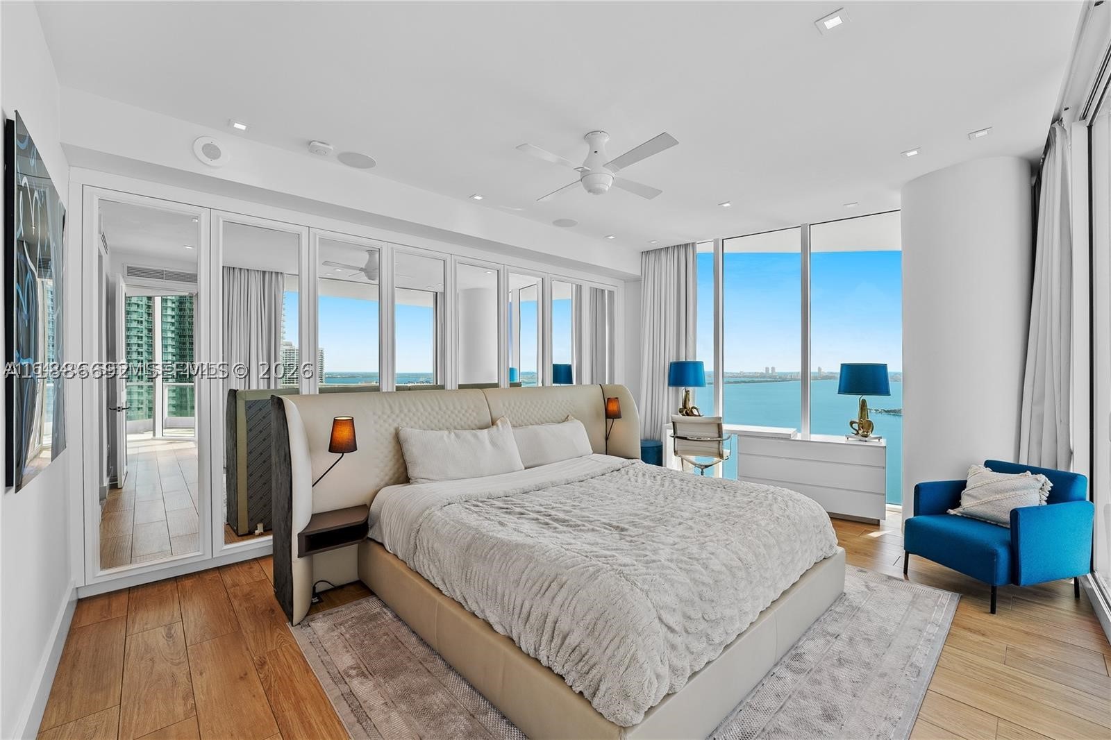 image Paramount Bay6