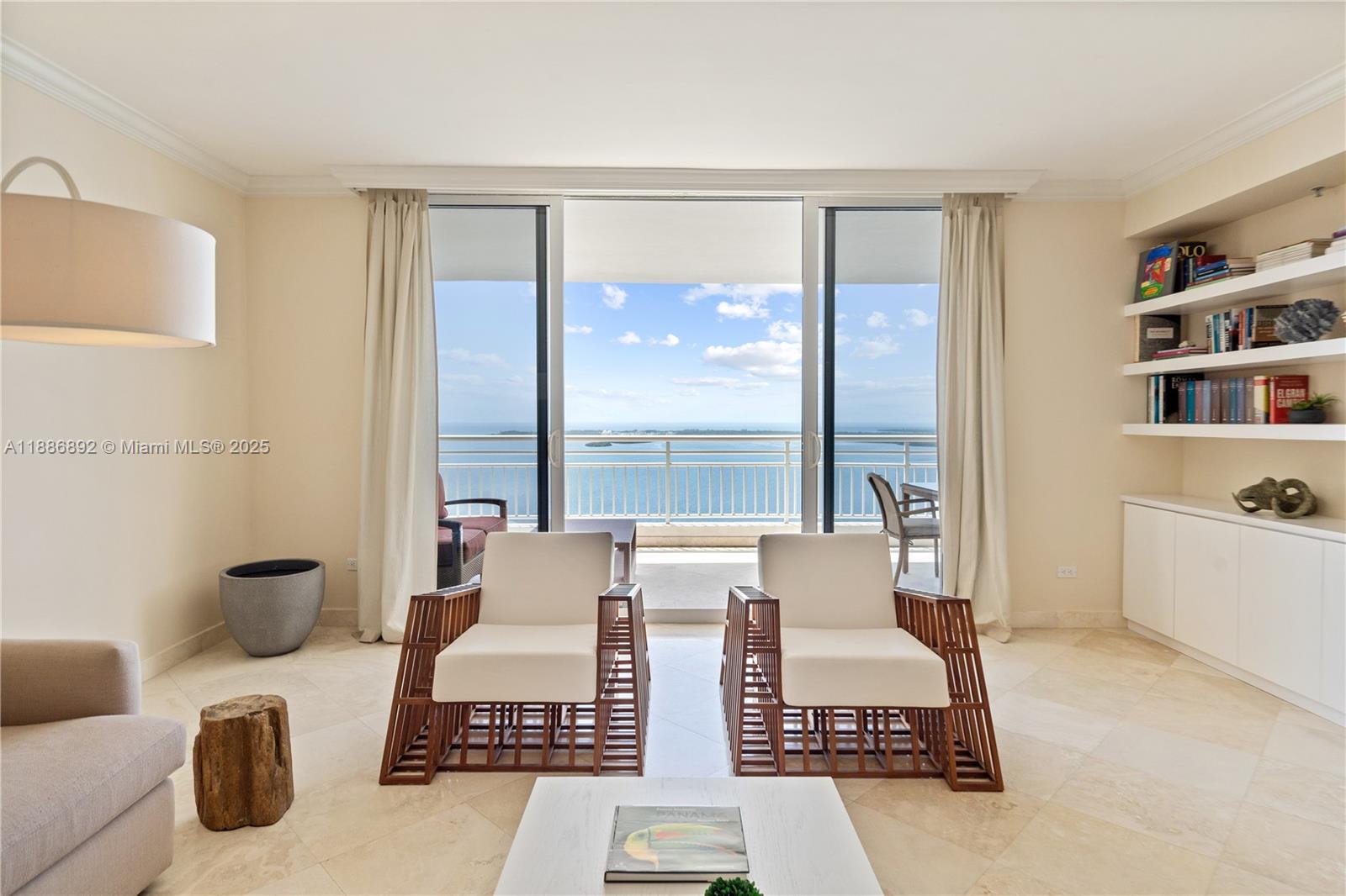 808 Brickell Key Dr #3304