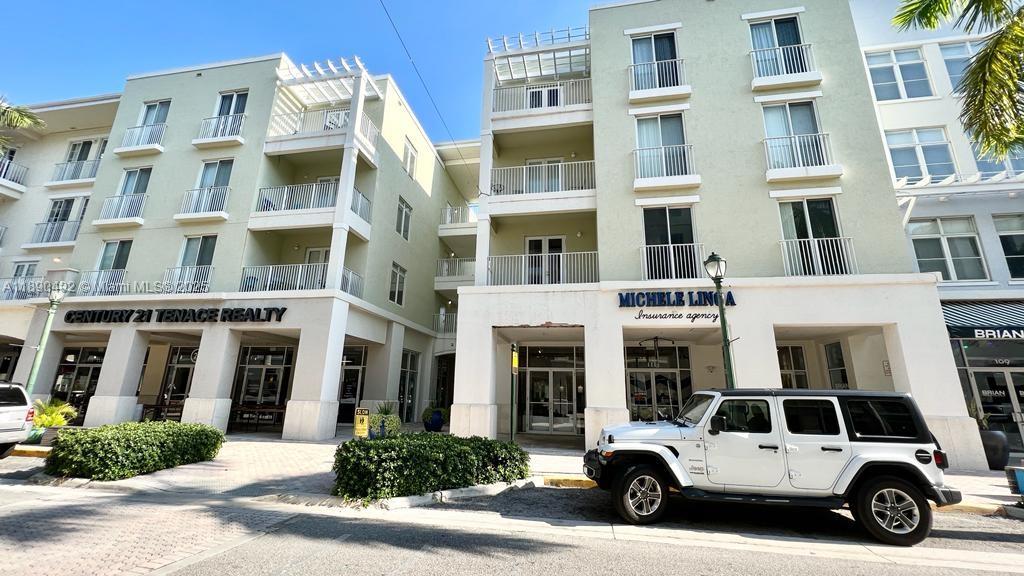 1203 Town Ctr Dr #421 Jupiter, FL 33458