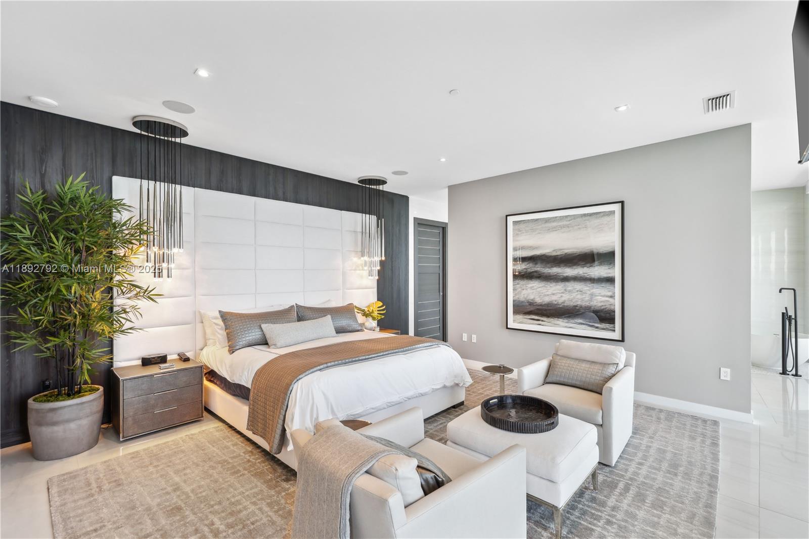 2200 N Ocean Blvd #S2301 Fort Lauderdale, FL 33305