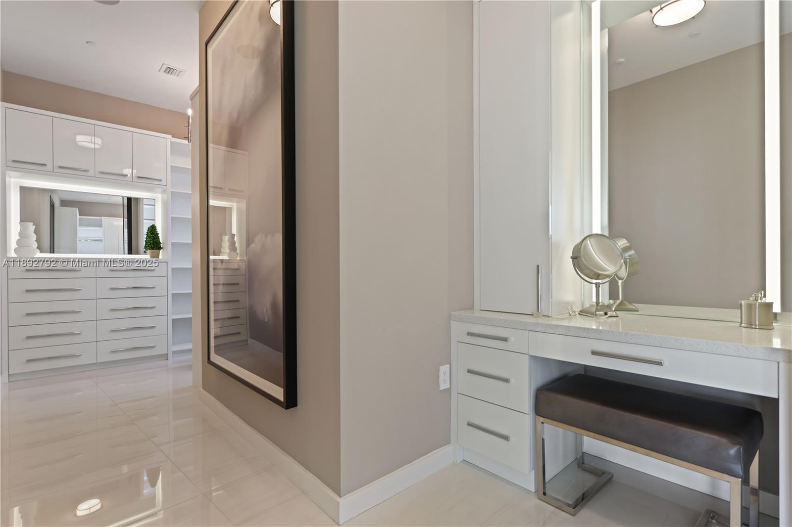 2200 N Ocean Blvd #S2301 Fort Lauderdale, FL 33305