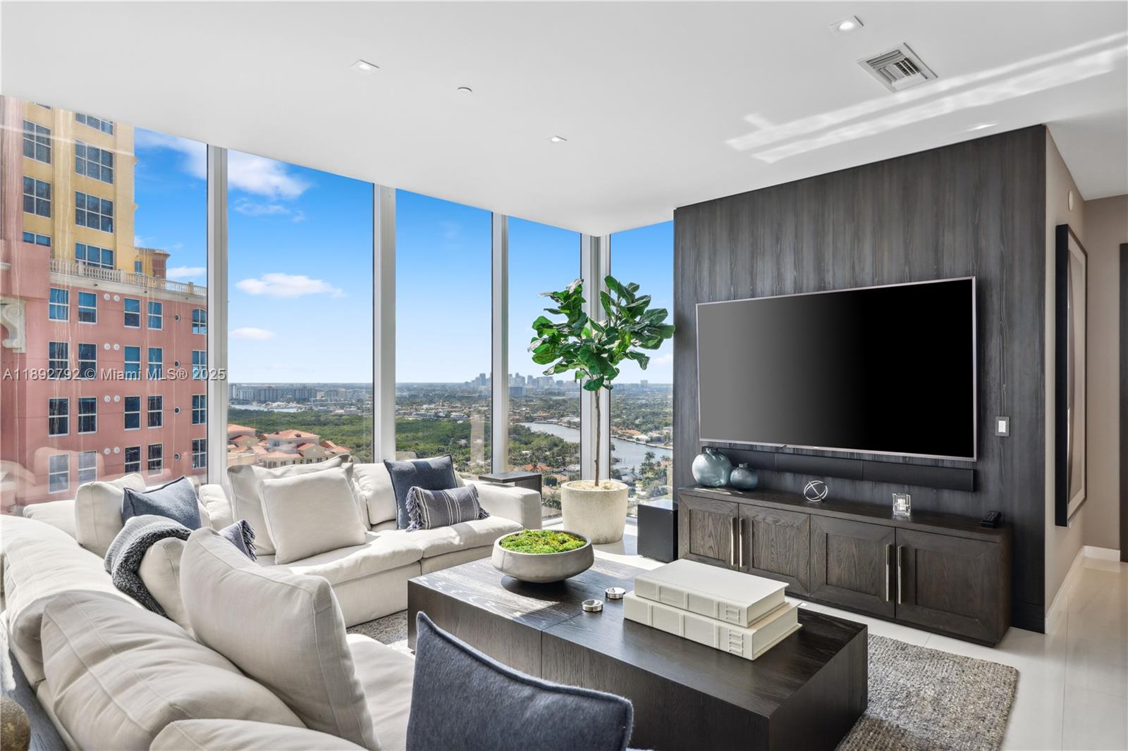 2200 N Ocean Blvd #S2301 Fort Lauderdale, FL 33305