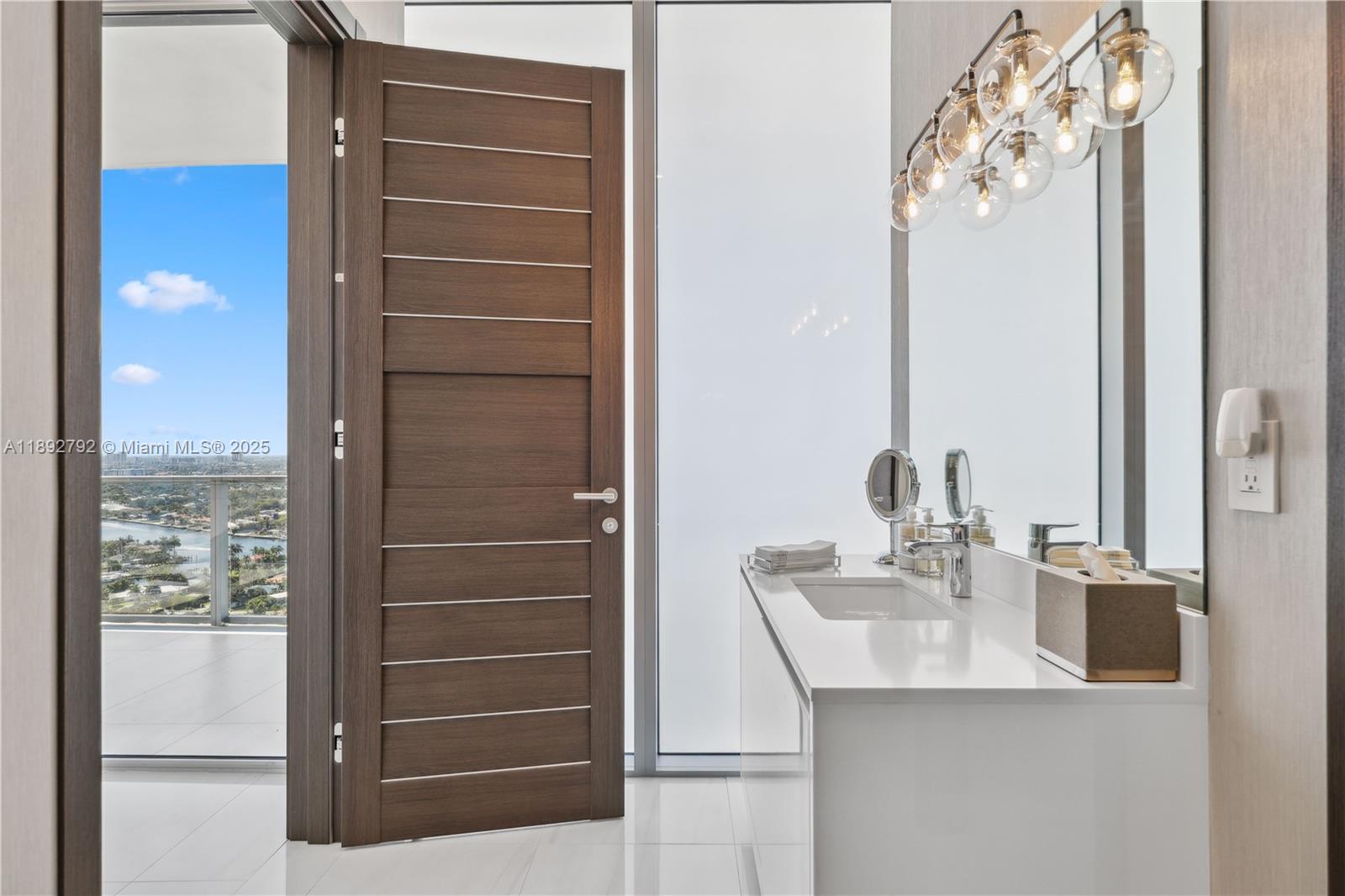 2200 N Ocean Blvd #S2301 Fort Lauderdale, FL 33305