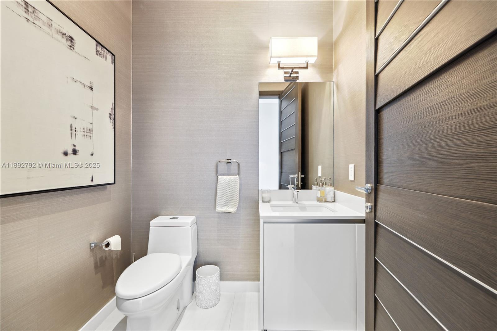 2200 N Ocean Blvd #S2301 Fort Lauderdale, FL 33305