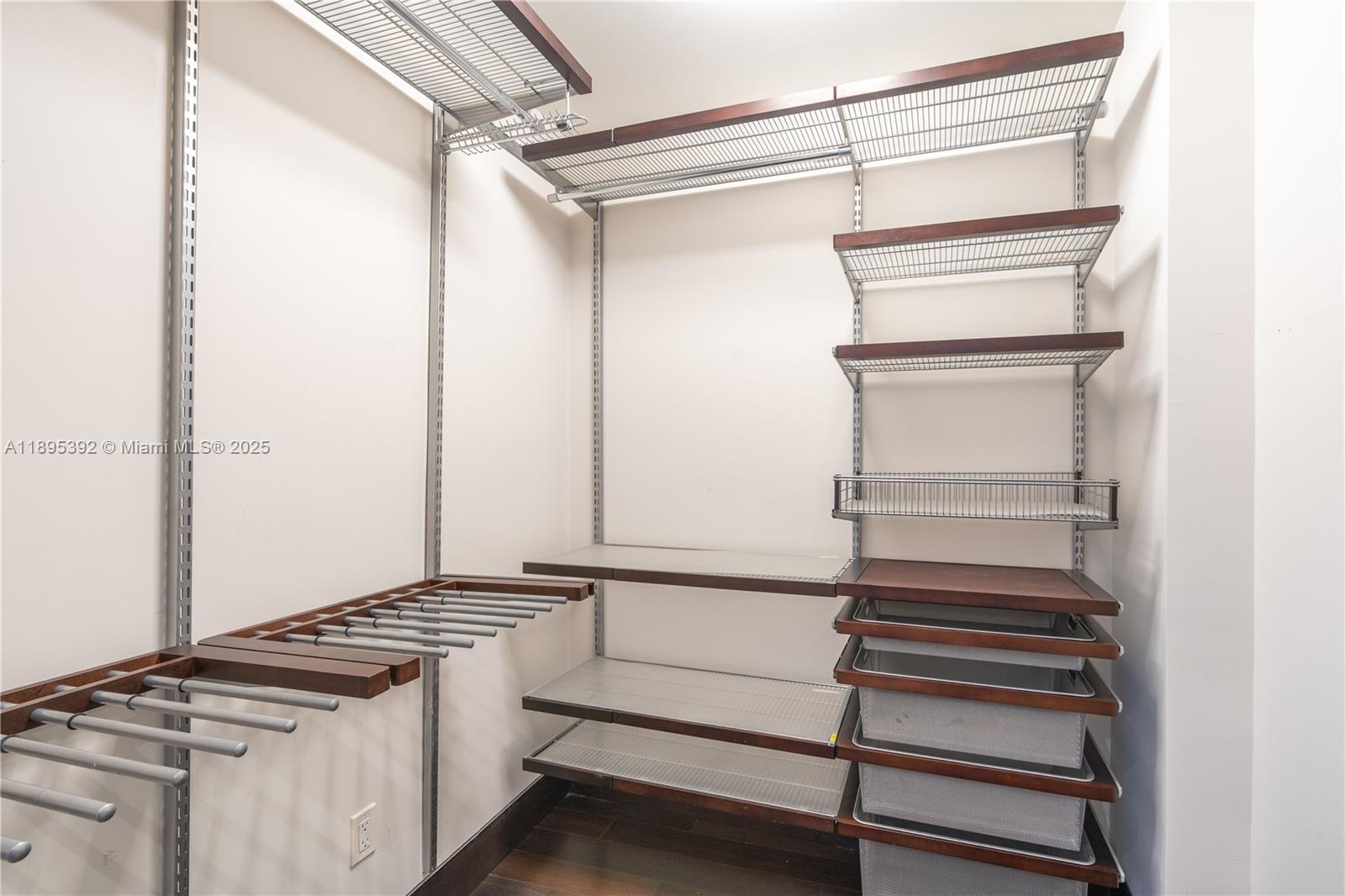 901 Brickell Key Blvd #3607 Miami, FL 33131