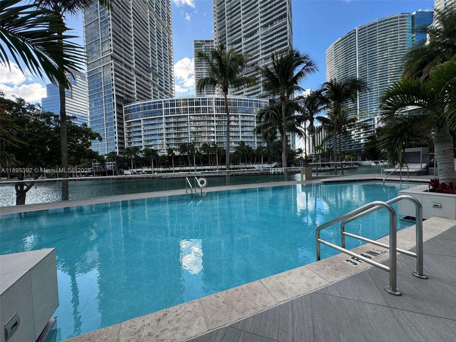 901 Brickell Key Blvd #3607 Miami, FL 33131