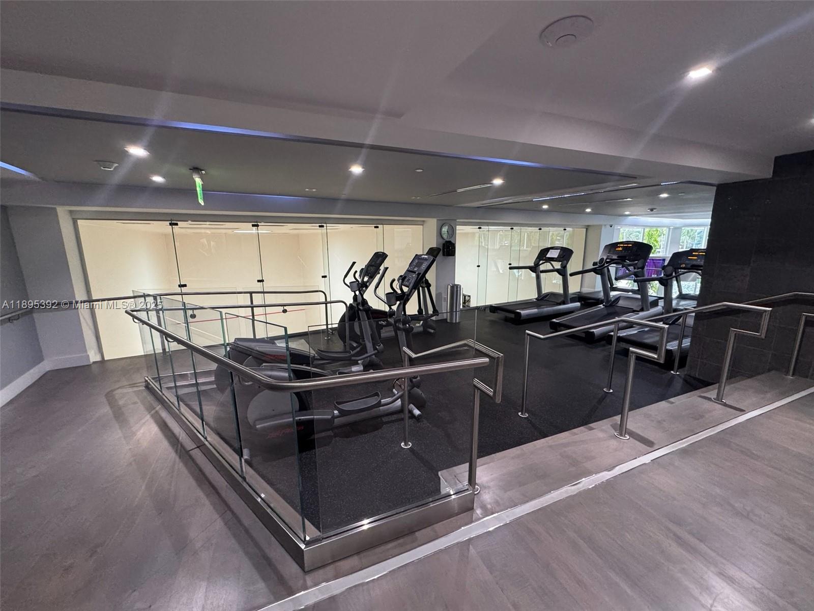 901 Brickell Key Blvd #3607 Miami, FL 33131