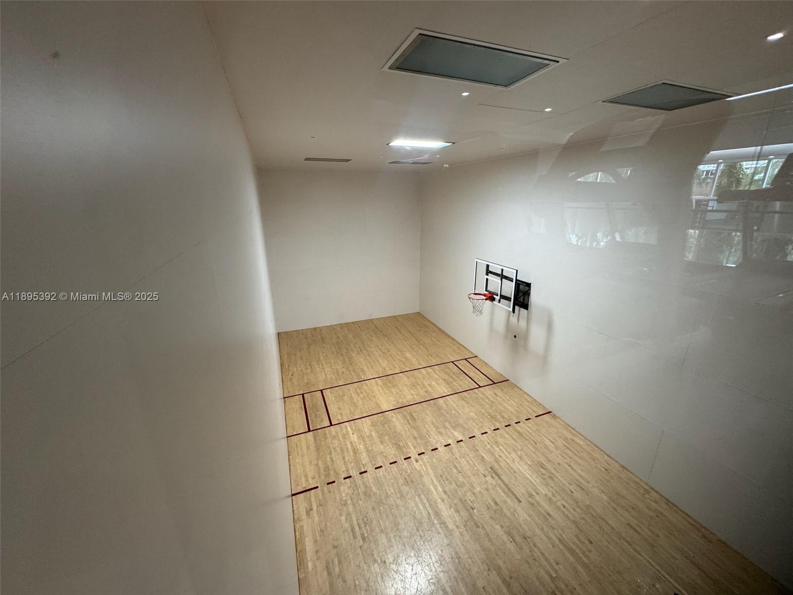 901 Brickell Key Blvd #3607 Miami, FL 33131