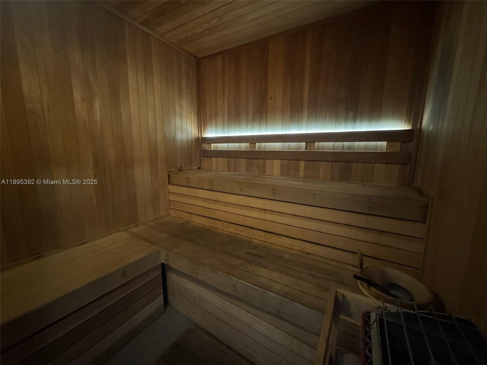 901 Brickell Key Blvd #3607 Miami, FL 33131