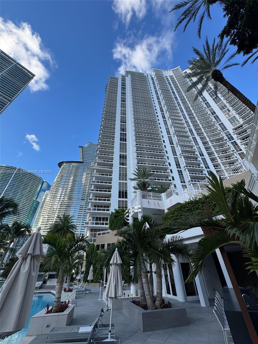 901 Brickell Key Blvd #3607 Miami, FL 33131