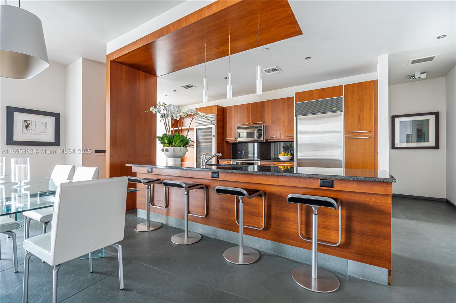 901 Brickell Key Blvd #3607 Miami, FL 33131