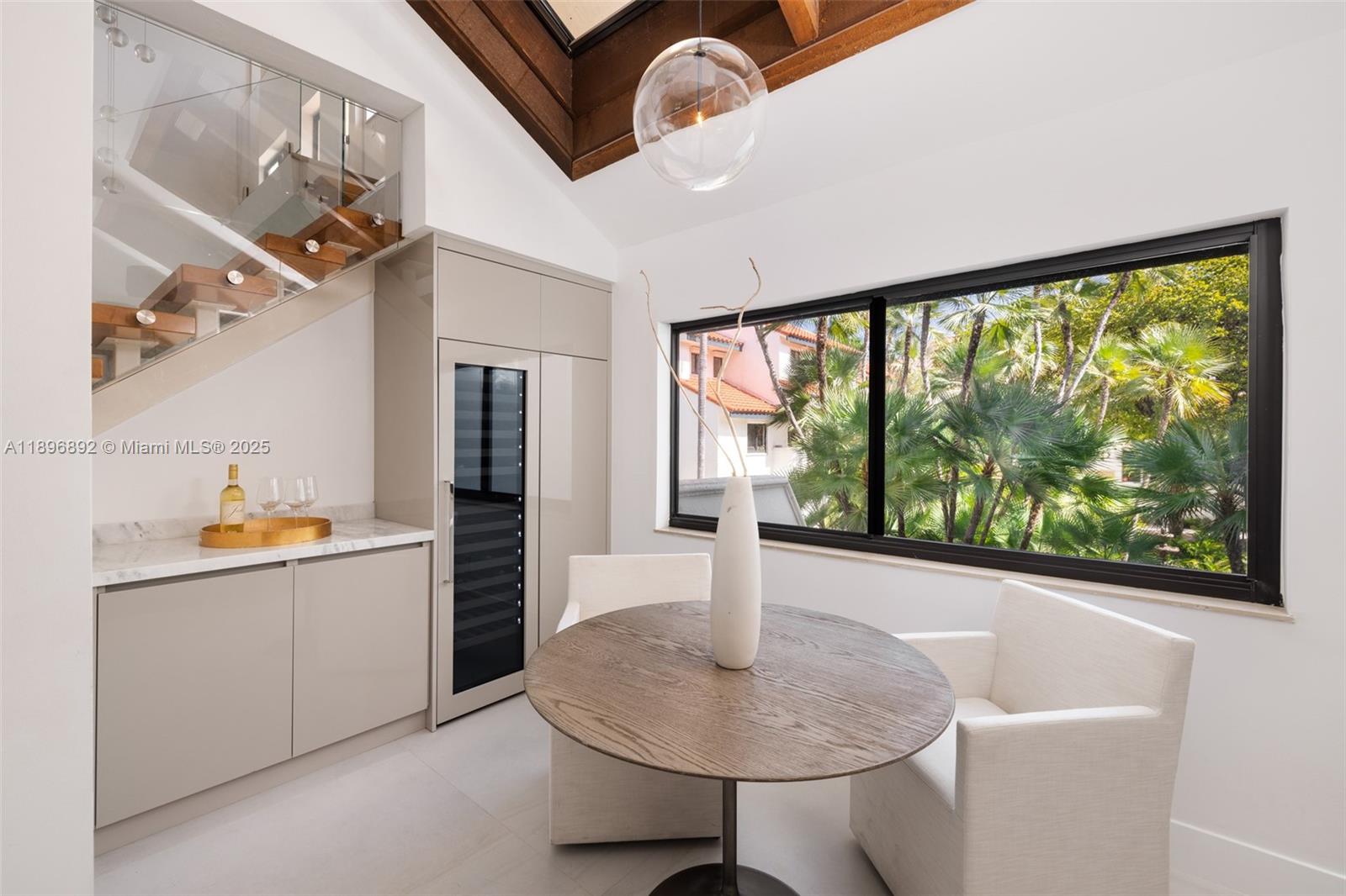 2000 S Bayshore Dr #4 Coconut Grove, FL 33133