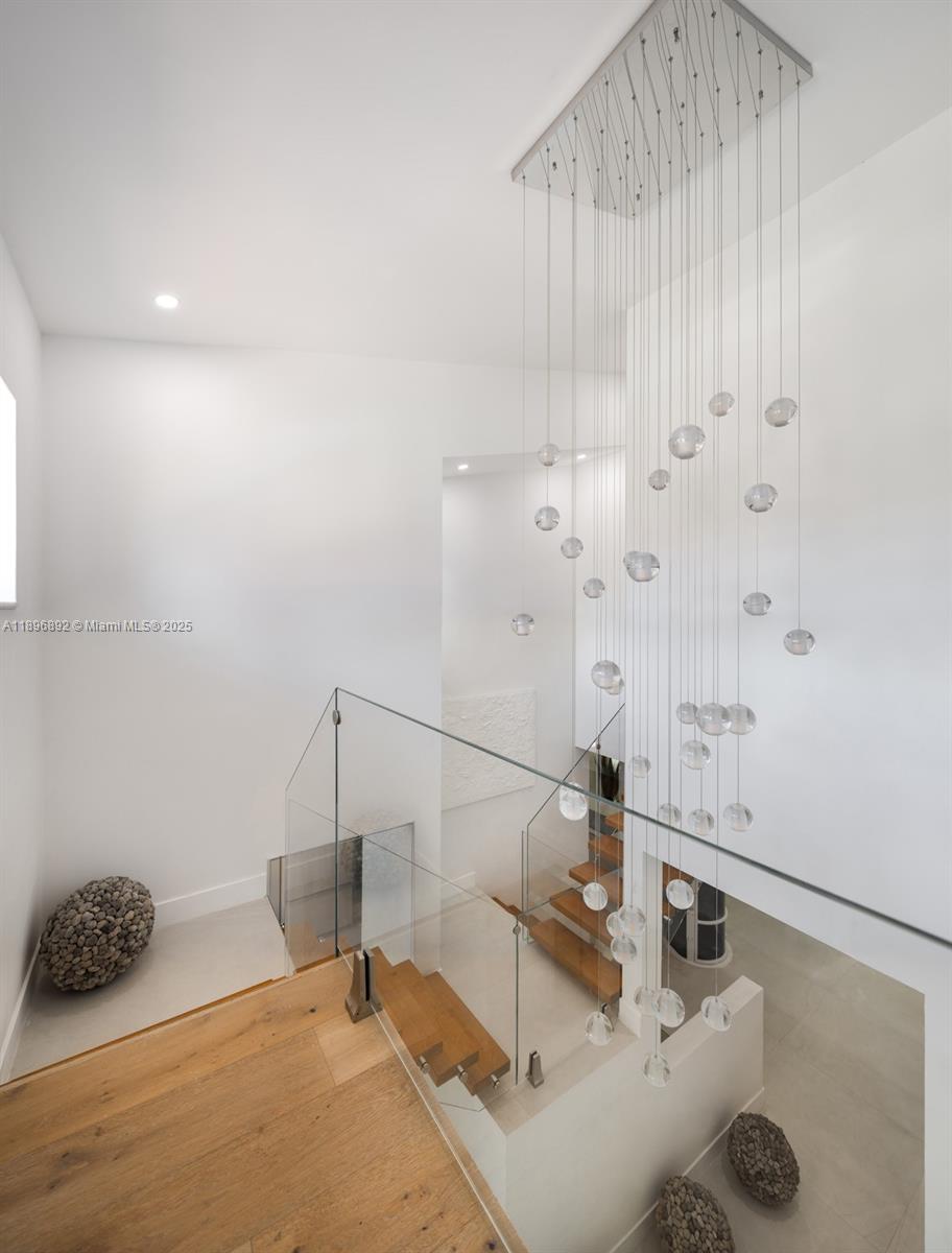 2000 S Bayshore Dr #4 Coconut Grove, FL 33133