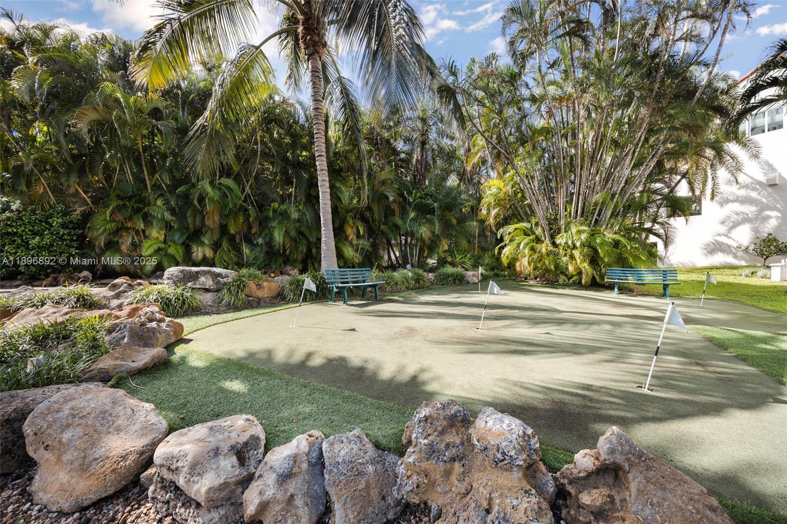 2000 S Bayshore Dr #4 Coconut Grove, FL 33133