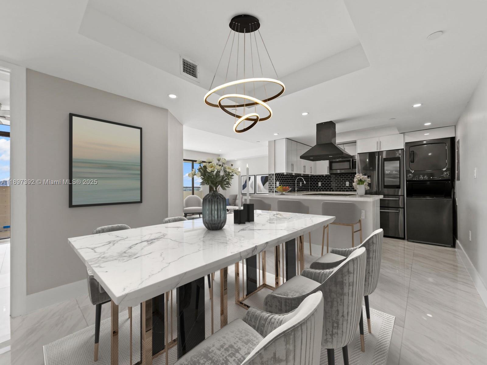 911 E Ponce De Leon Blvd #1601