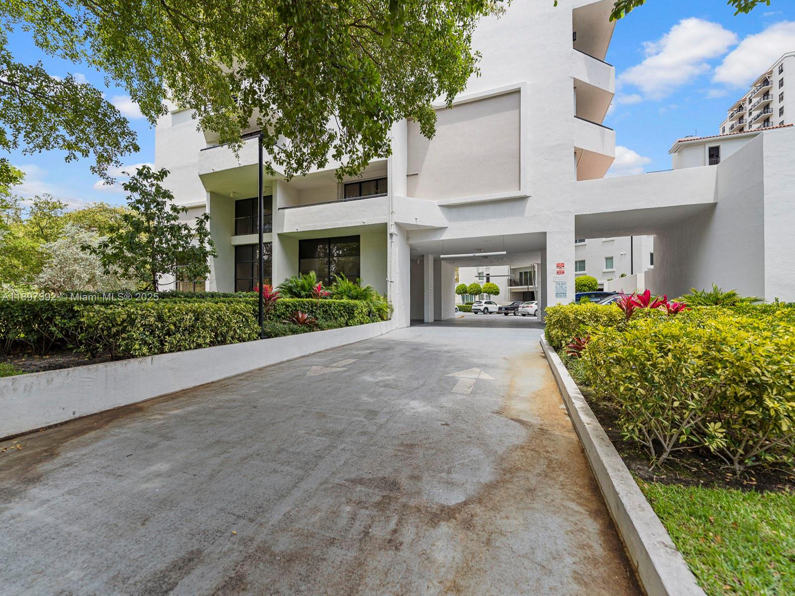 911 E Ponce De Leon Blvd #1601 Coral Gables, FL 33134