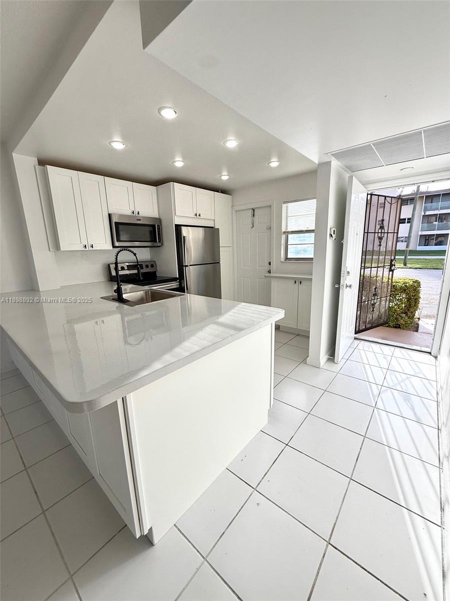 20111 NE 27th Ct #K107