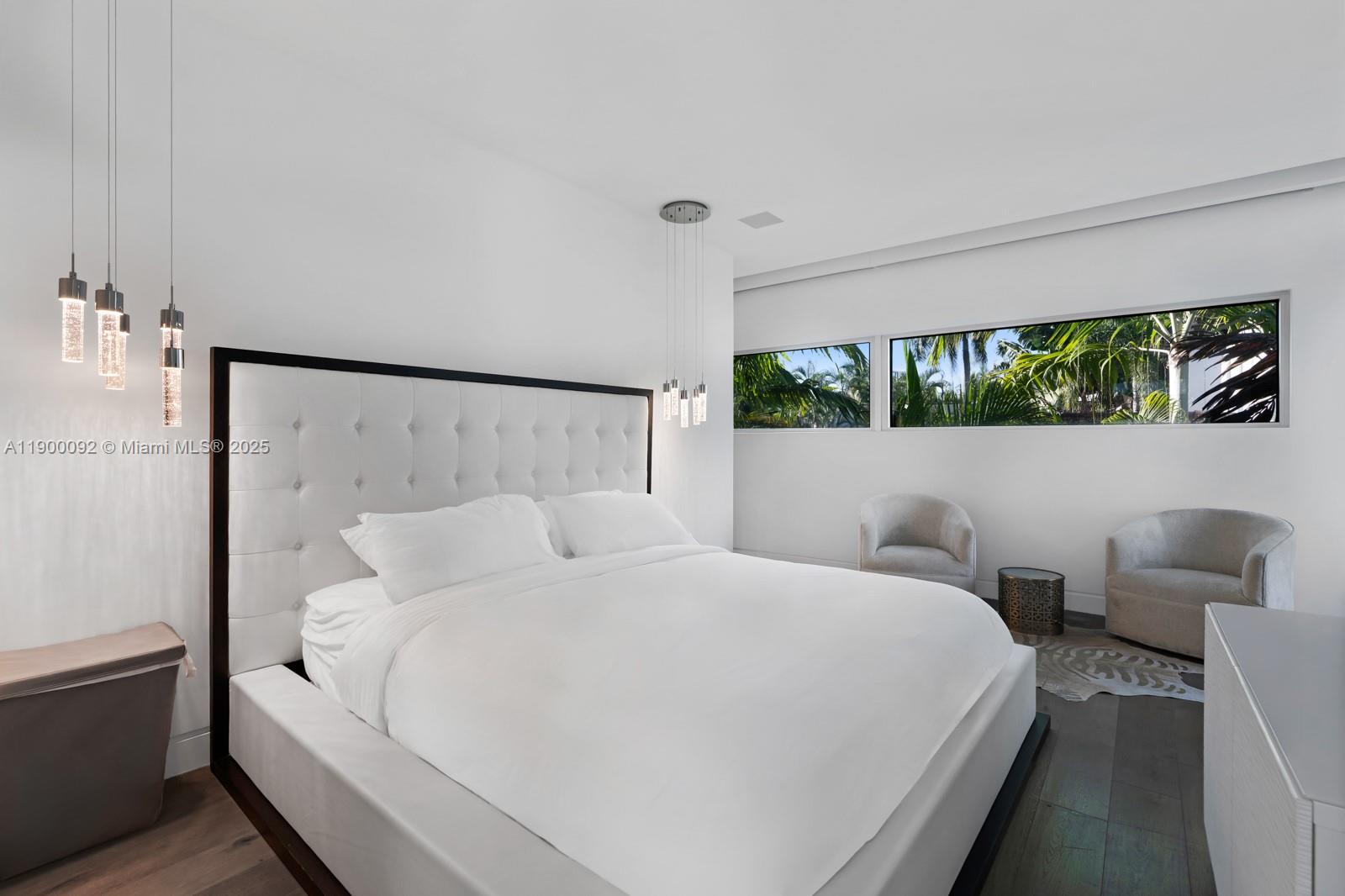 440 S Hibiscus Dr Miami Beach, FL 33139