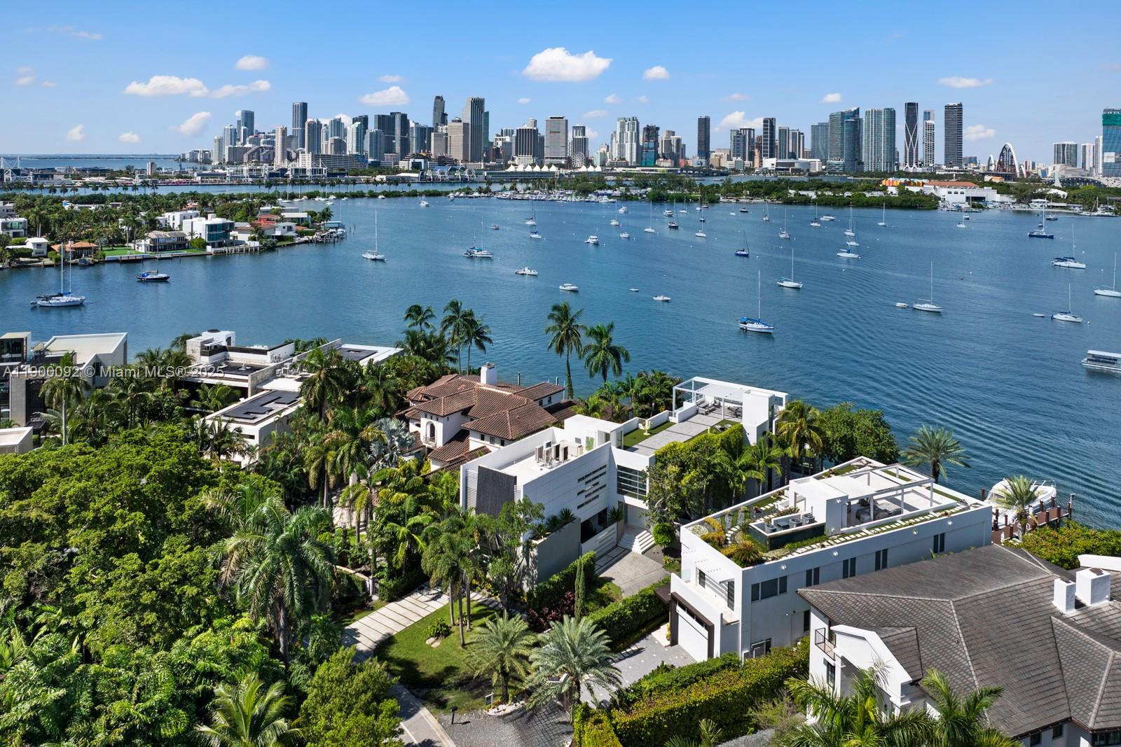 440 S Hibiscus Dr Miami Beach, FL 33139