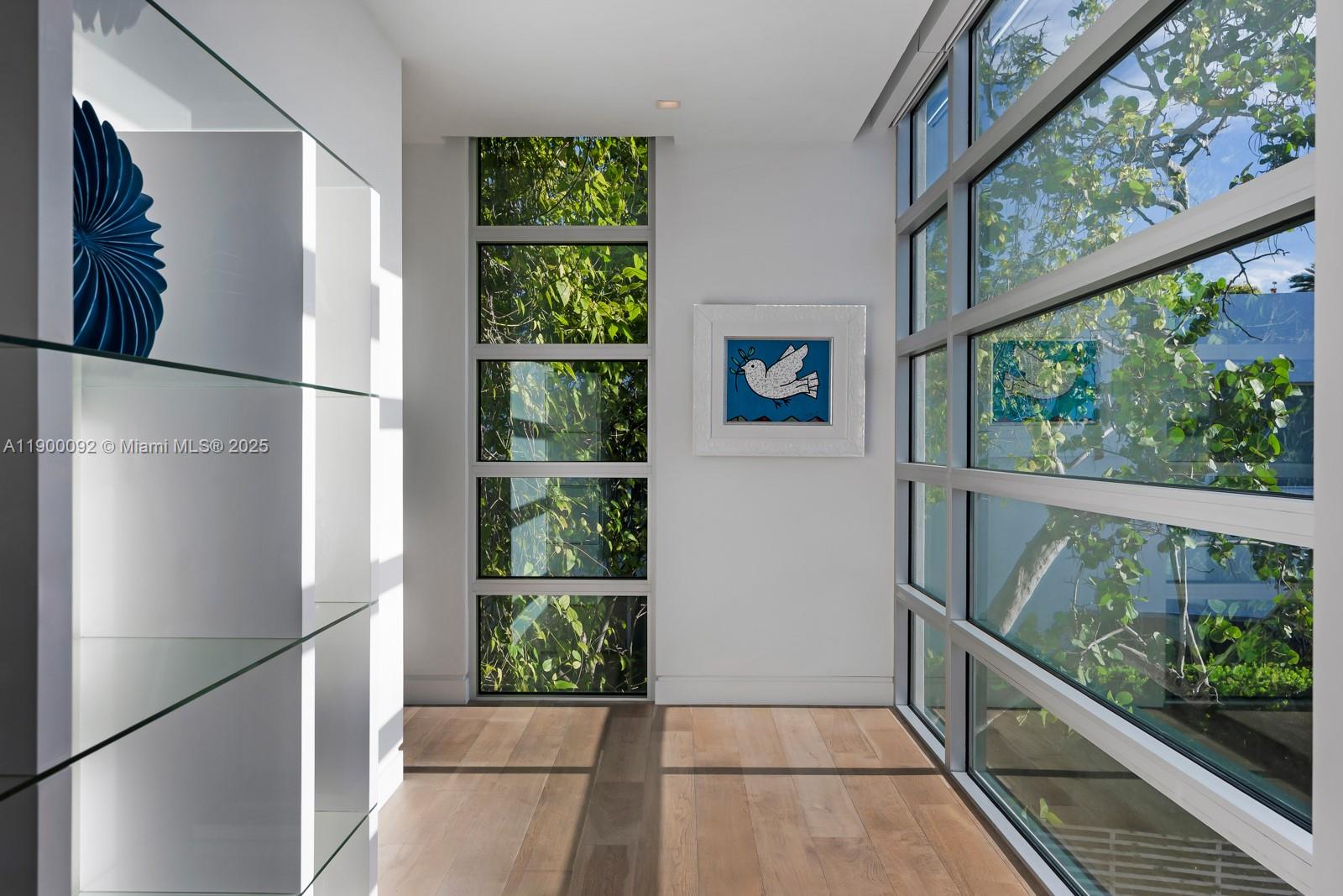 440 S Hibiscus Dr Miami Beach, FL 33139