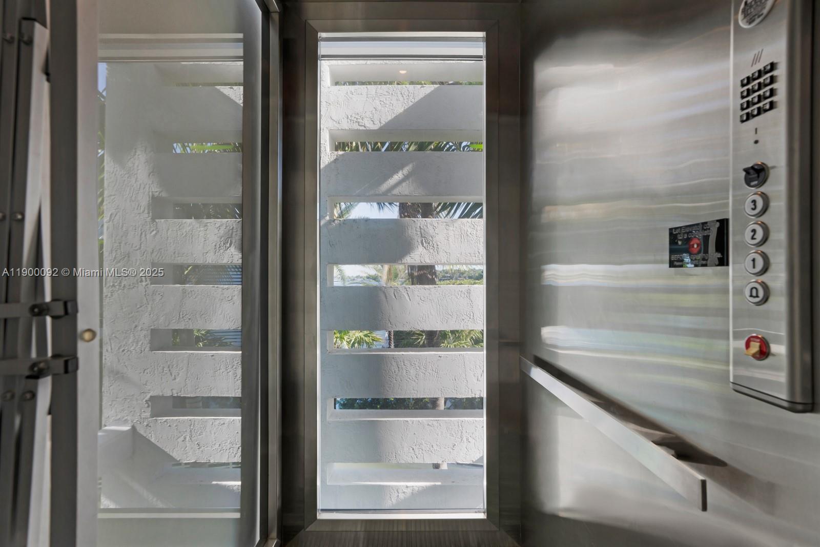 440 S Hibiscus Dr Miami Beach, FL 33139