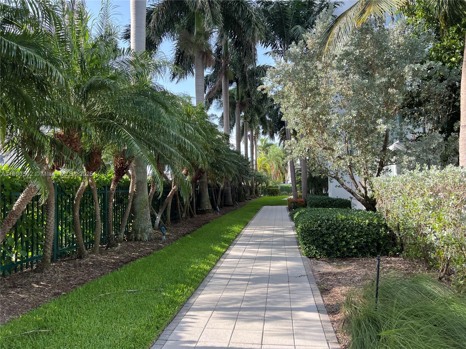 7928 East Dr #705 North Bay Village, FL 33141