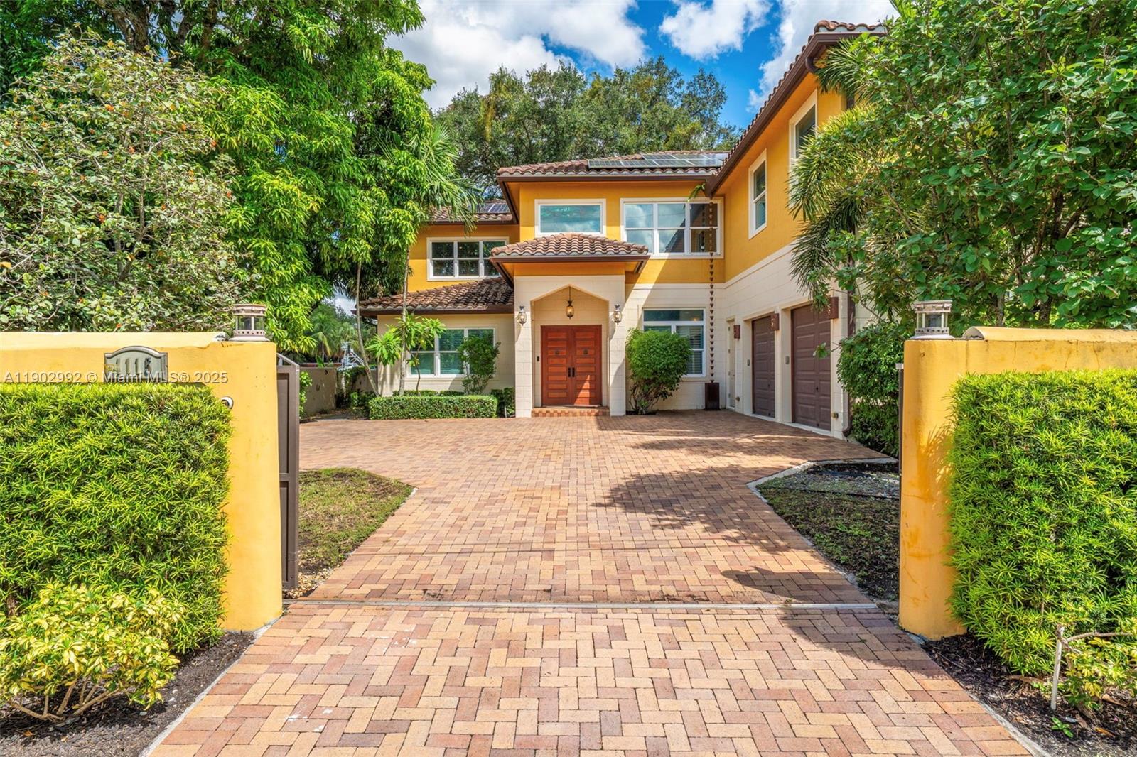 1115 SW 5th Pl Fort Lauderdale, FL 33312