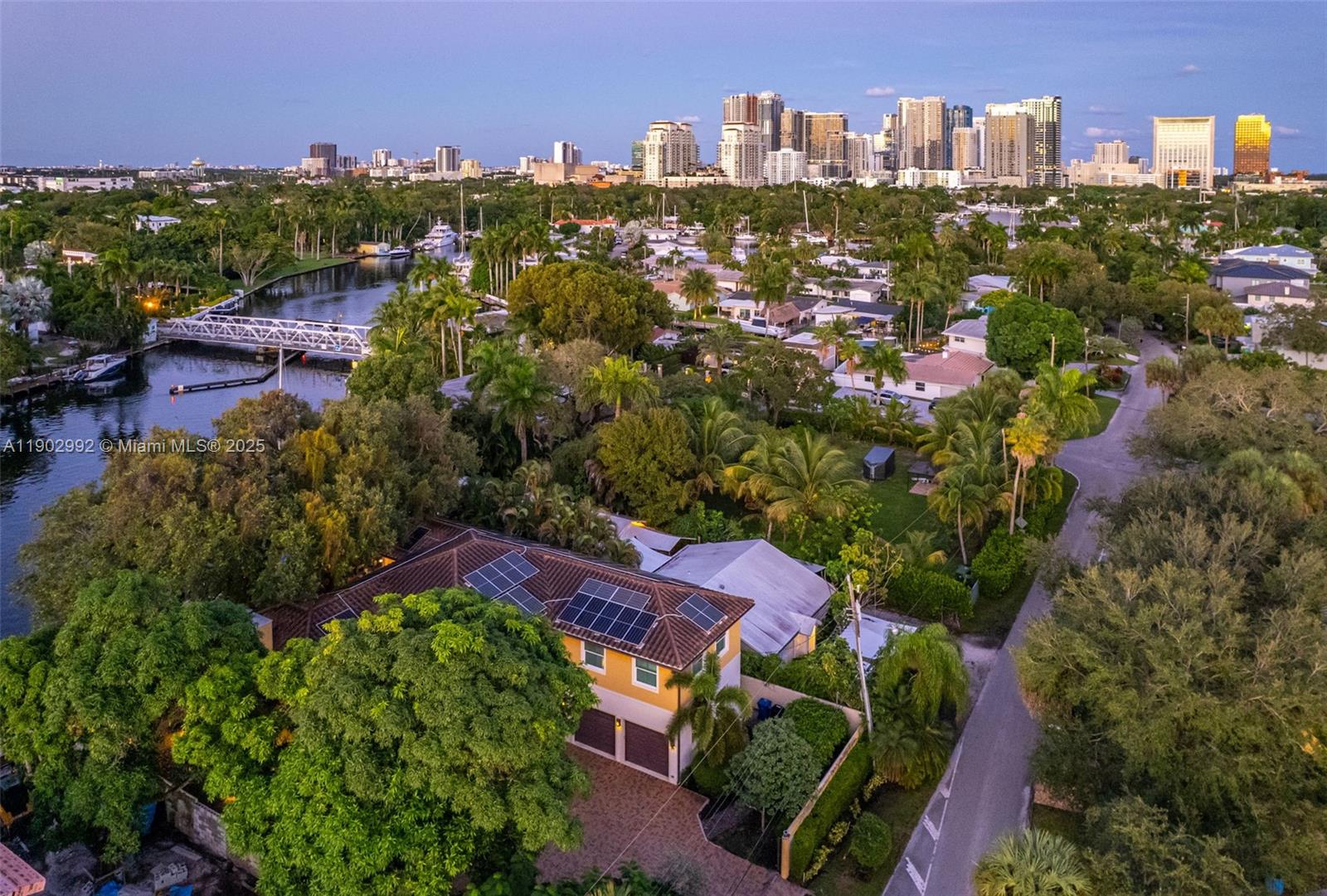 1115 SW 5th Pl Fort Lauderdale, FL 33312