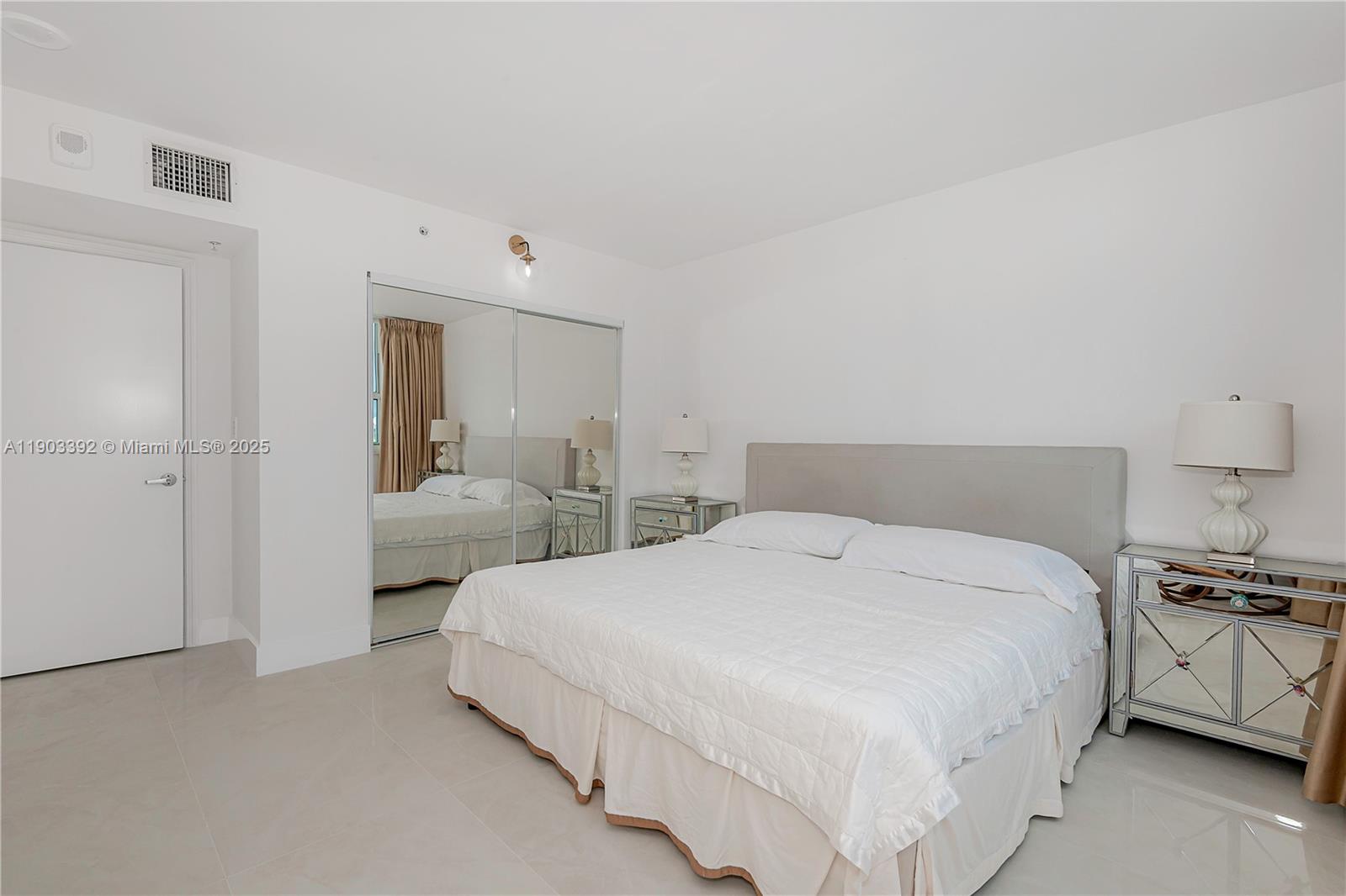 image Yacht Club At Portofino17