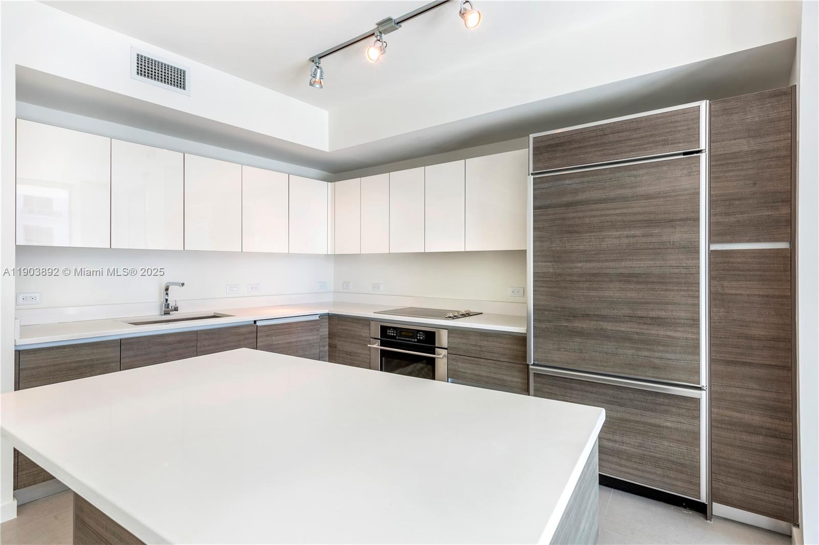 image 1100 Millecento Residence19