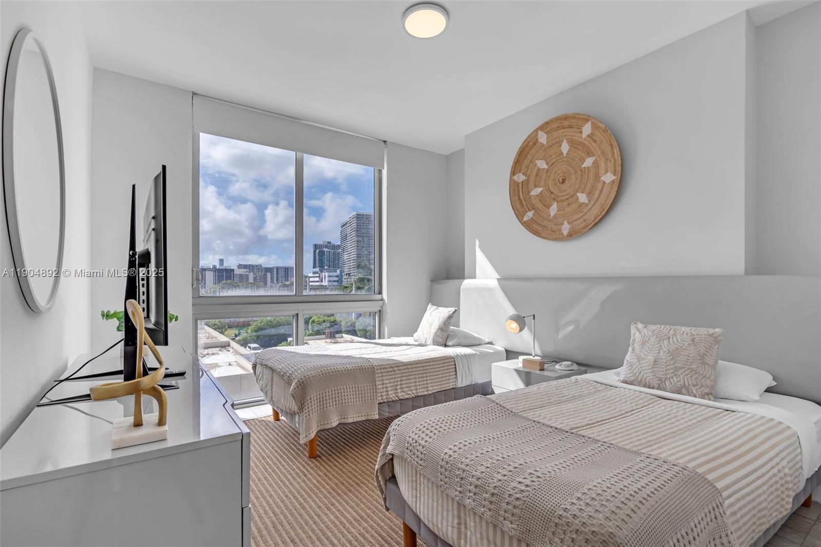 image Quadro Condo19