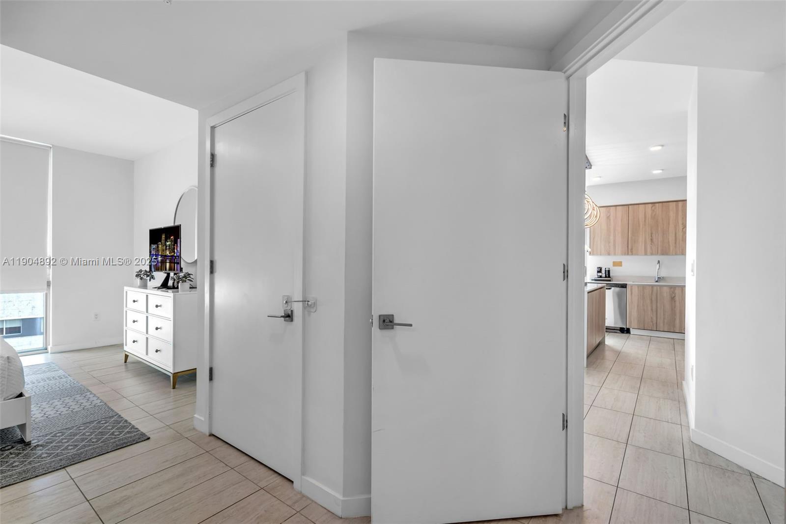 image Quadro Condo29