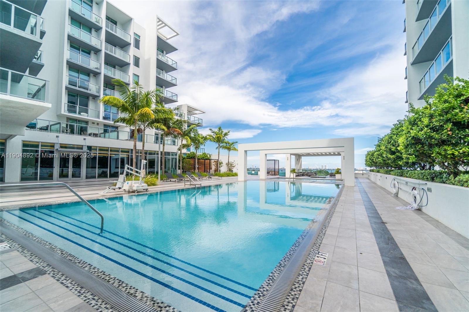 image Quadro Condo40