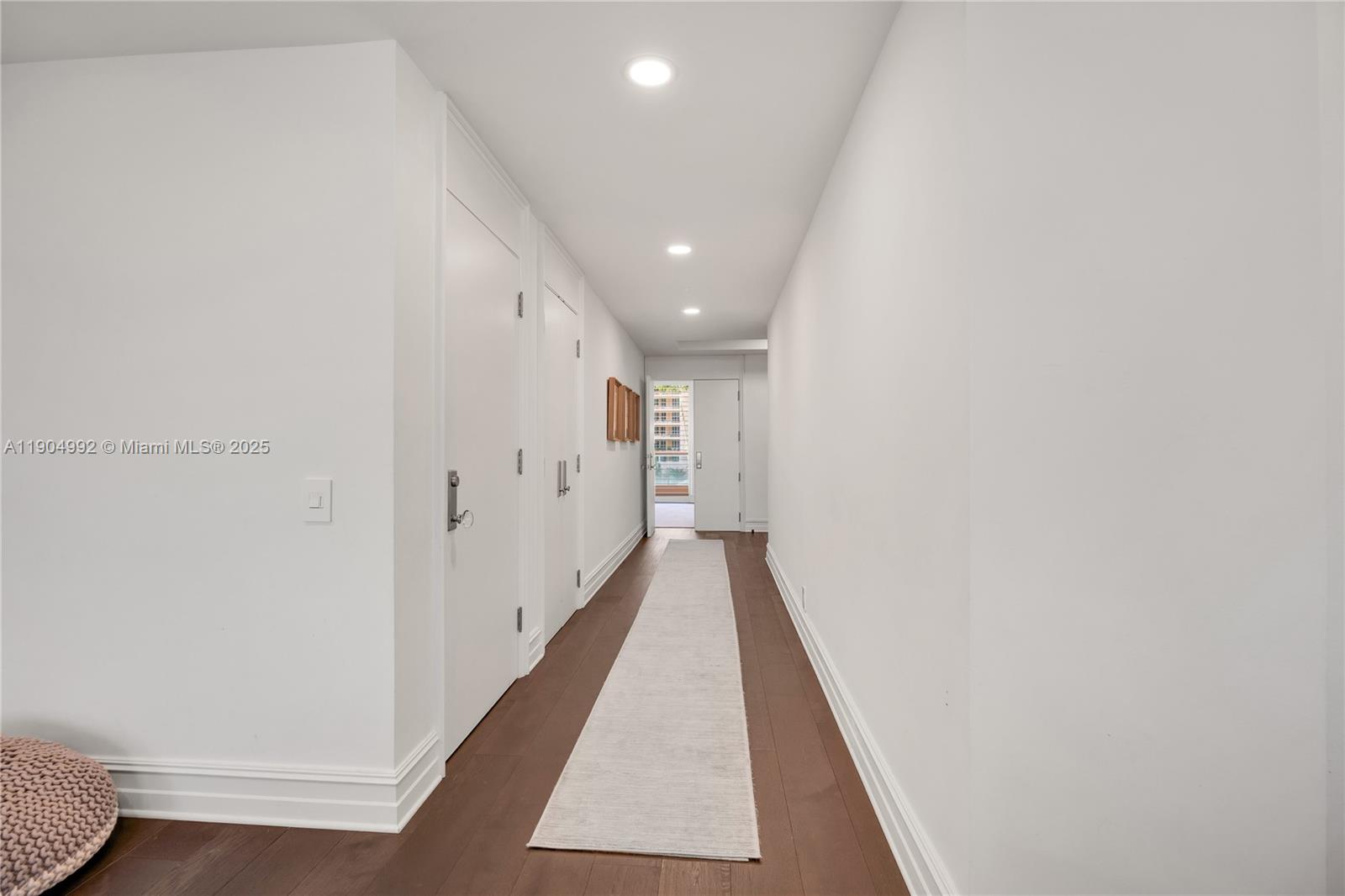 10 Edgewater Dr #4F Coral Gables, FL 33133