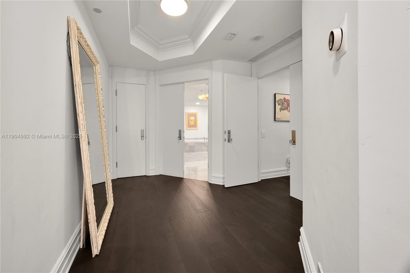 10 Edgewater Dr #4F Coral Gables, FL 33133