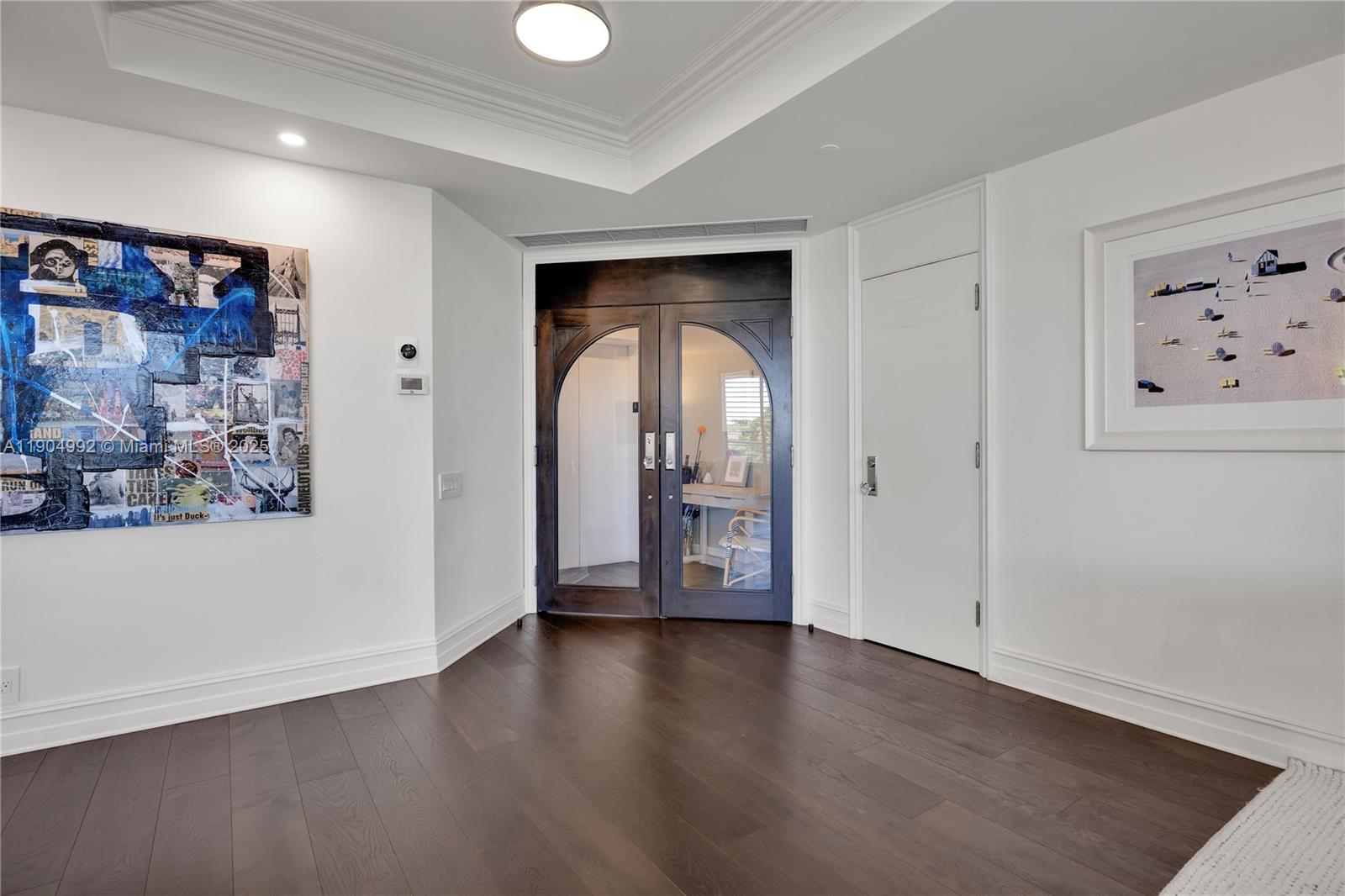 10 Edgewater Dr #4F Coral Gables, FL 33133