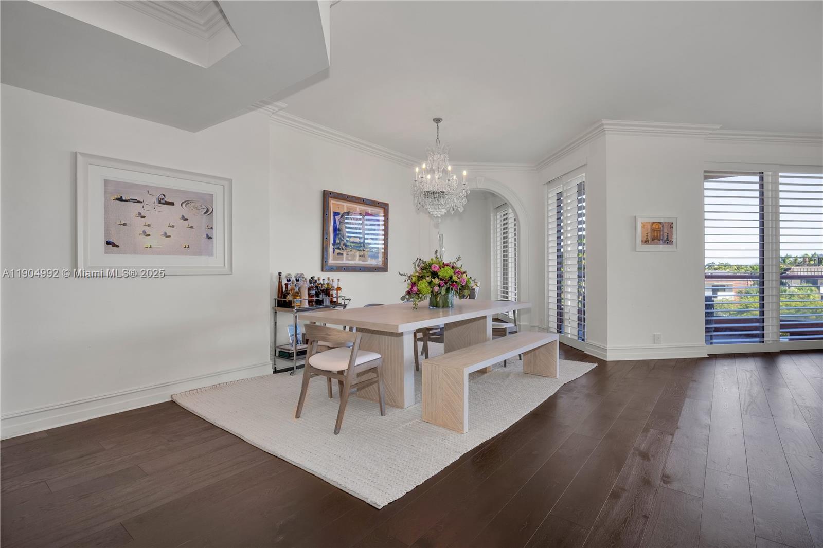 10 Edgewater Dr #4F Coral Gables, FL 33133