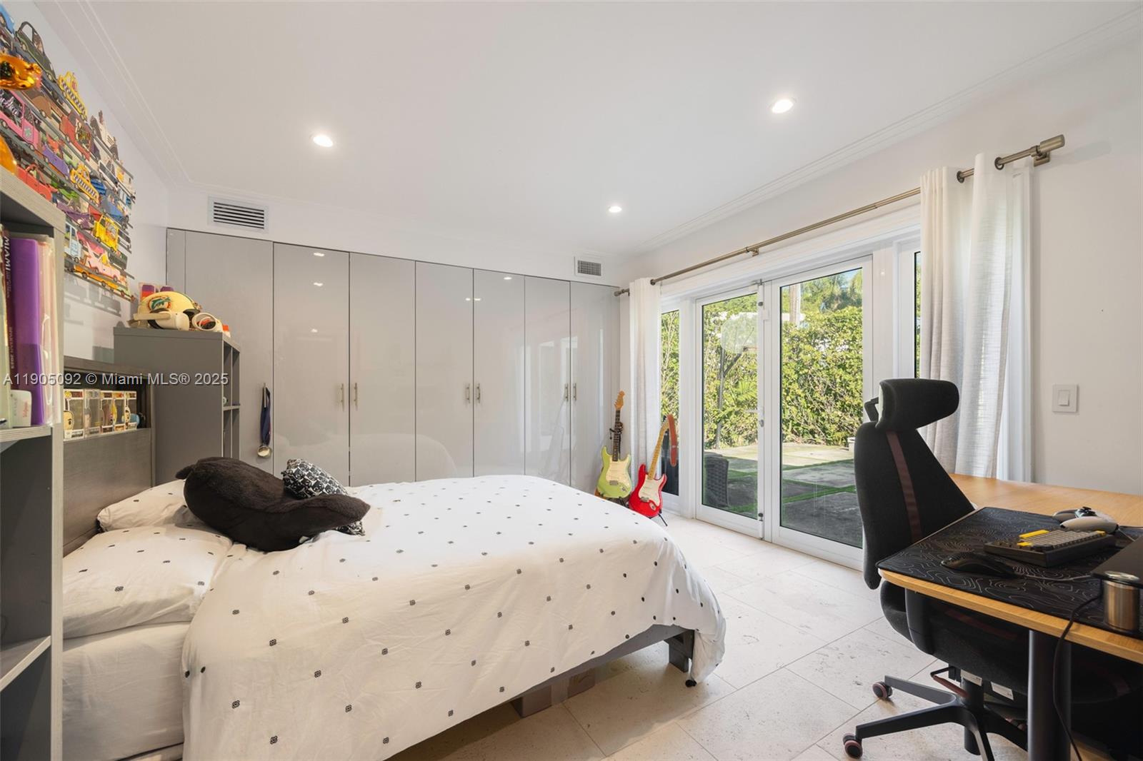 1233 102nd St Bay Harbor Islands, FL 33154