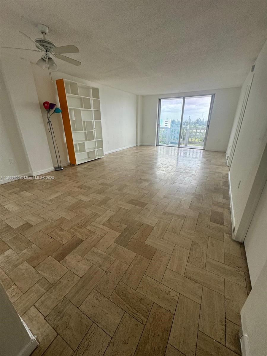 15600 NW 7th Ave #808